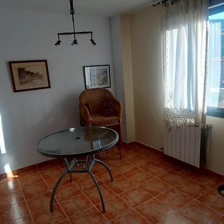 Amplio Atico En Sabinanigo Apartmán